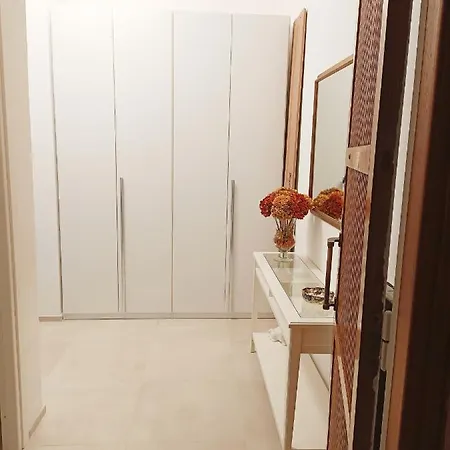 Interno 3 - Vicino Al Mare E Pista Ciclabile, Centro Zona Foce Apartamento *