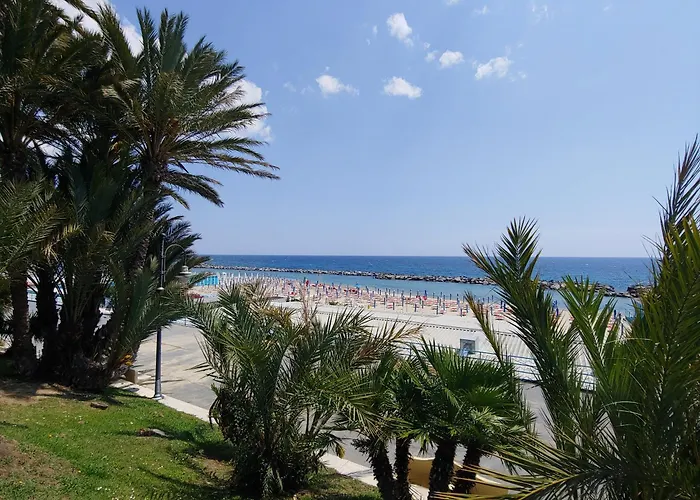 Interno 3 - Vicino Al Mare E Pista Ciclabile, Centro Zona Foce Апартаменты *