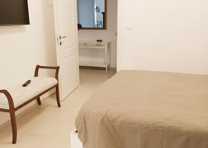 Interno 3 - Vicino Al Mare E Pista Ciclabile, Centro Zona Foce Апартаменты *